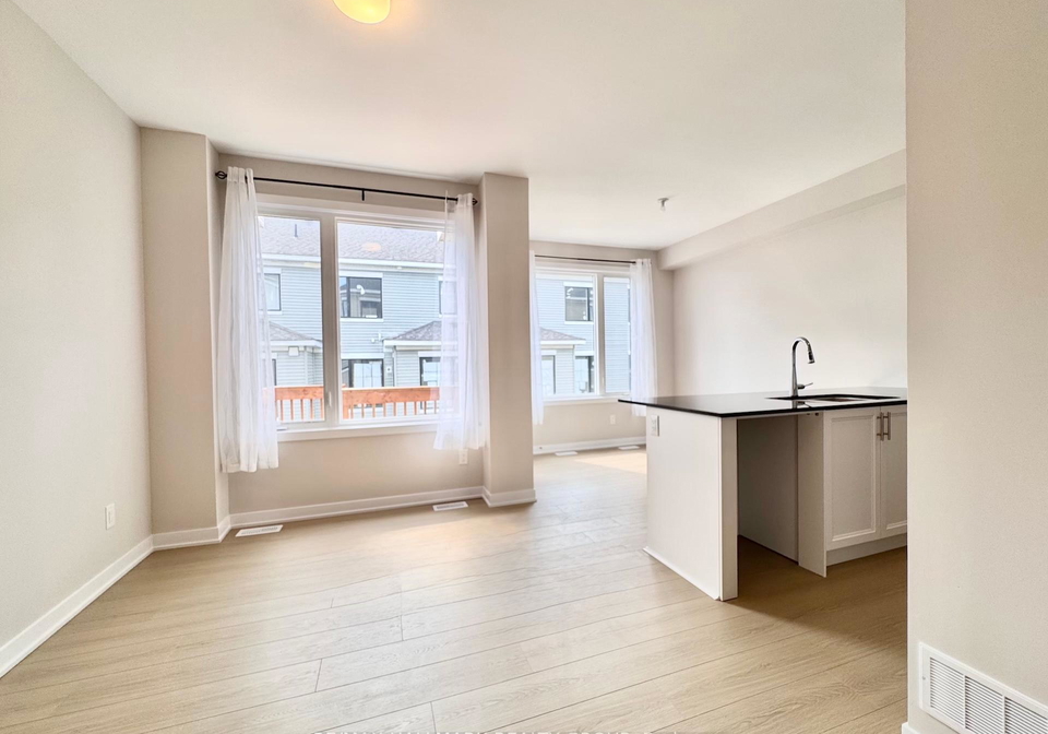 868-andesite-terrace-ottawa-ontario-x12365777