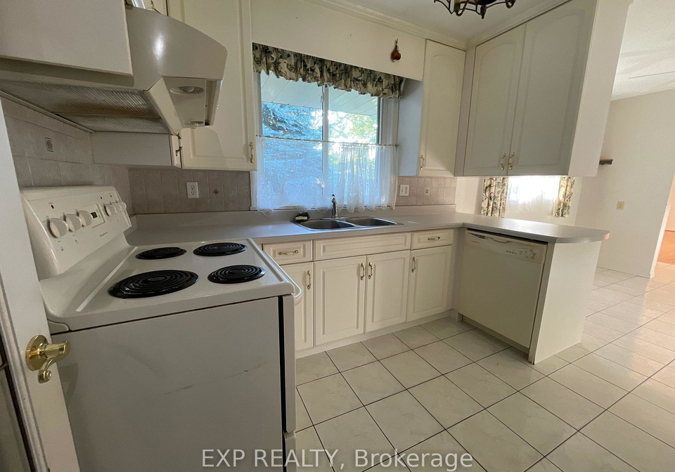 46-croydon-drive-st-catharines-ontario-x12365845
