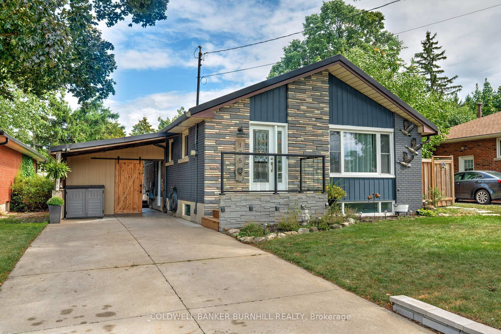 175-kings-forest-drive-hamilton-ontario-x12365850