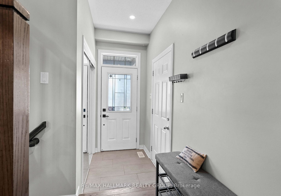115-sunshine-crescent-ottawa-ontario-x12365945