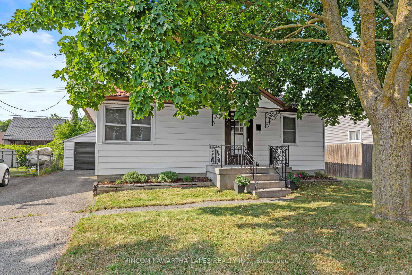 632-gillespie-avenue-peterborough-south-ontario-x12366044