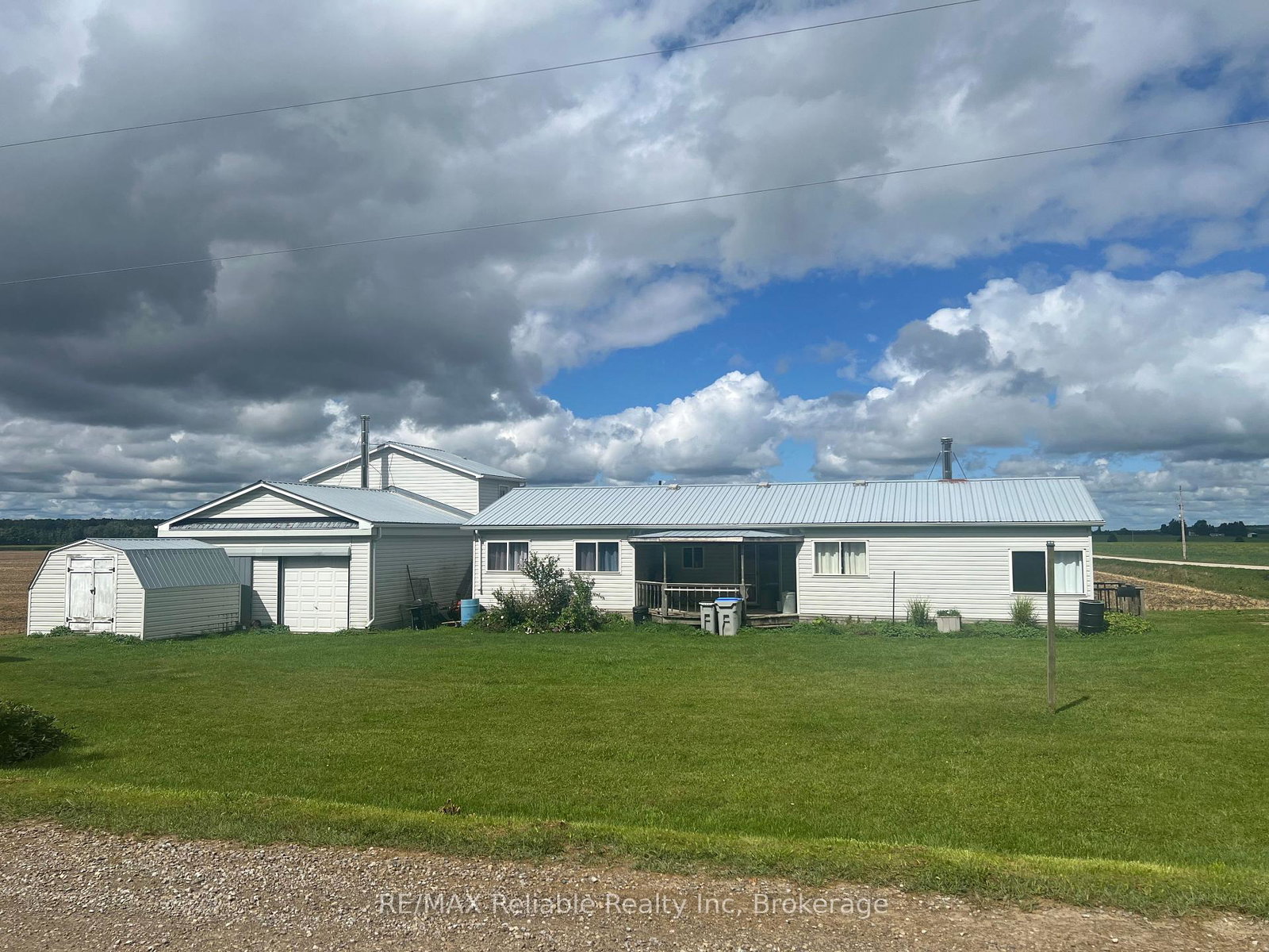 41597-hullett-mckillop-road-central-huron-ontario-x12366222