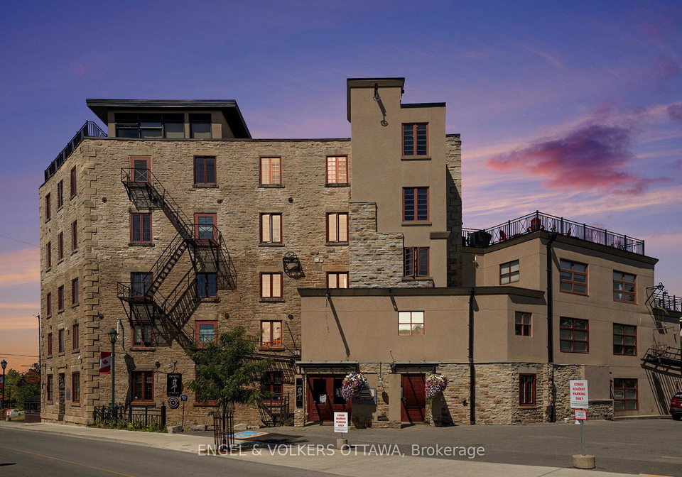 7-mill-street-mississippi-mills-ontario-x12366309