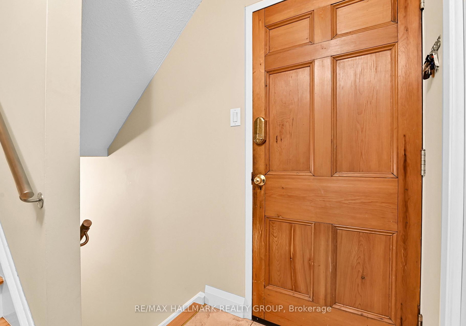 74-somerset-street-w-ottawa-ontario-x12366474