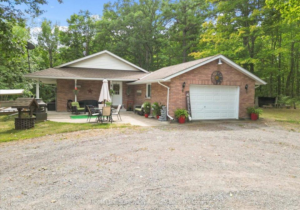 226-lahey-road-e-centre-hastings-ontario-x12366660