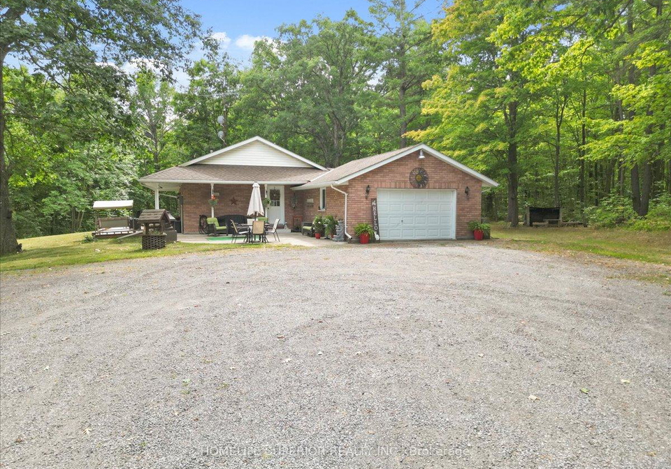 226-lahey-road-e-centre-hastings-ontario-x12366660