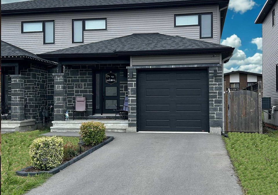 261-lourdes-avenue-cornwall-ontario-x12366730
