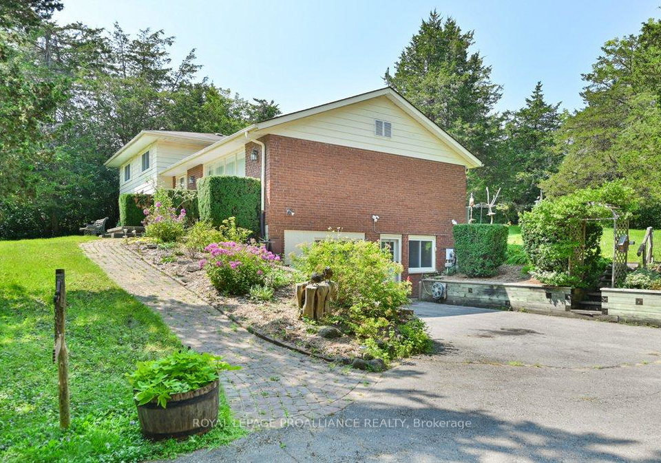 789-hearns-road-quinte-west-ontario-x12366812