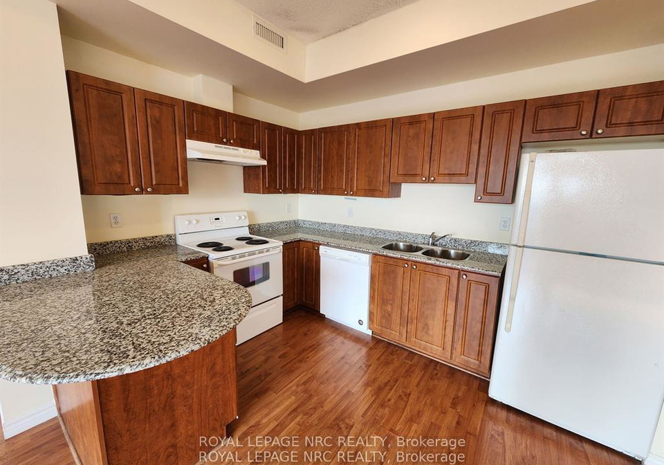 135-james-street-s-hamilton-ontario-x12366847