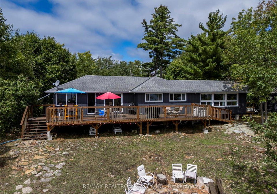 9268-shore-georgian-bay-ontario-x12366923