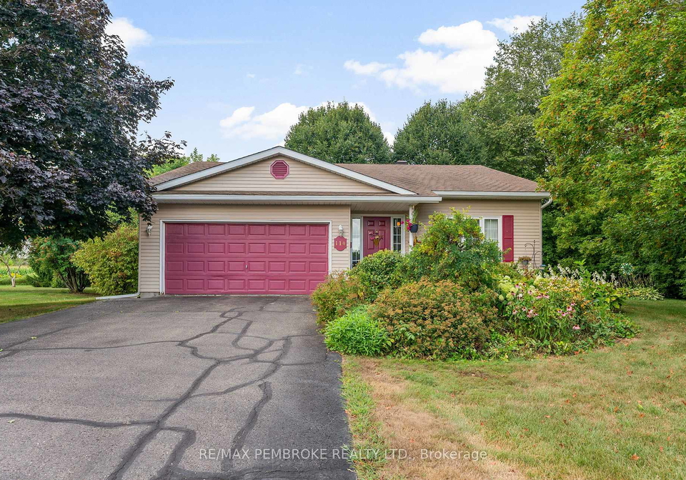 114-stoneyfield-road-laurentian-valley-ontario-x12367015