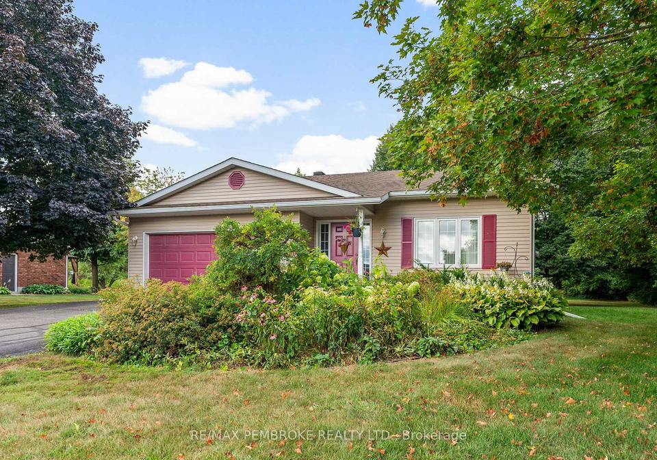 114-stoneyfield-road-laurentian-valley-ontario-x12367015