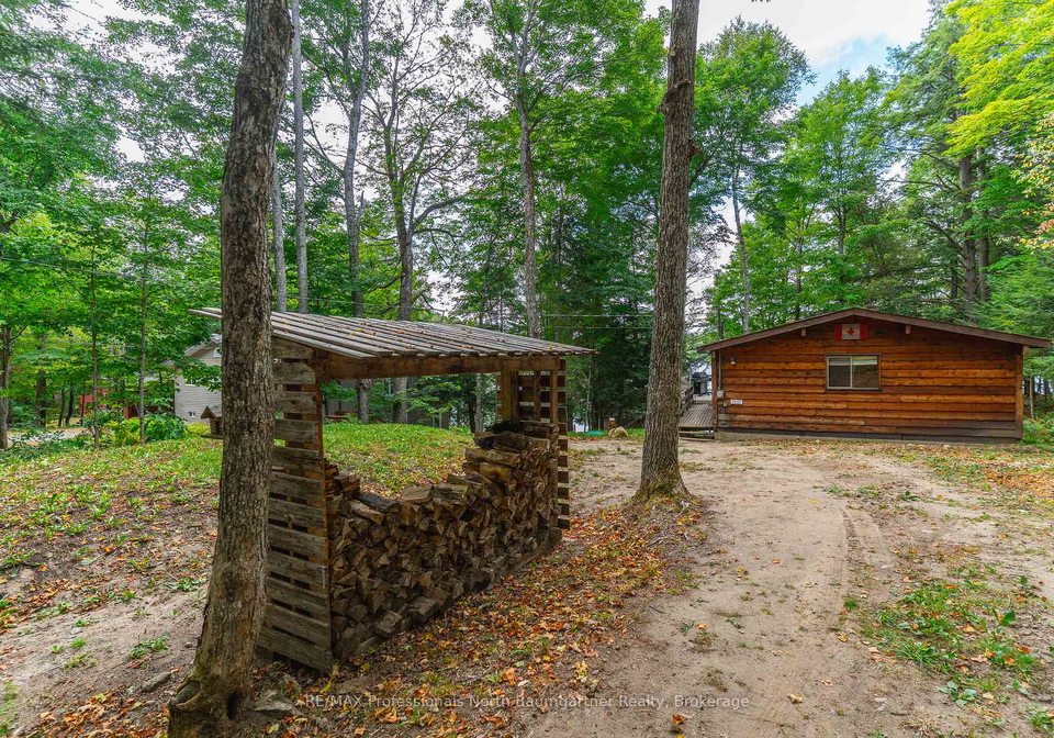 1005-nomad-road-dysart-et-al-ontario-x12367256