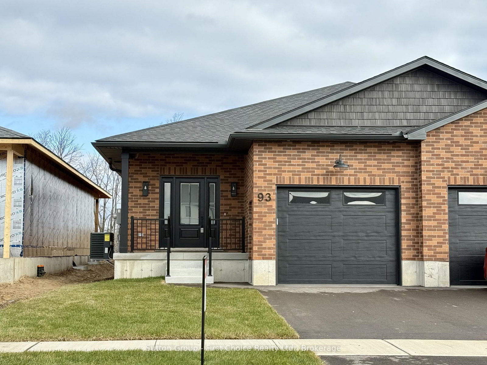 93-kenton-street-west-perth-ontario-x12367461