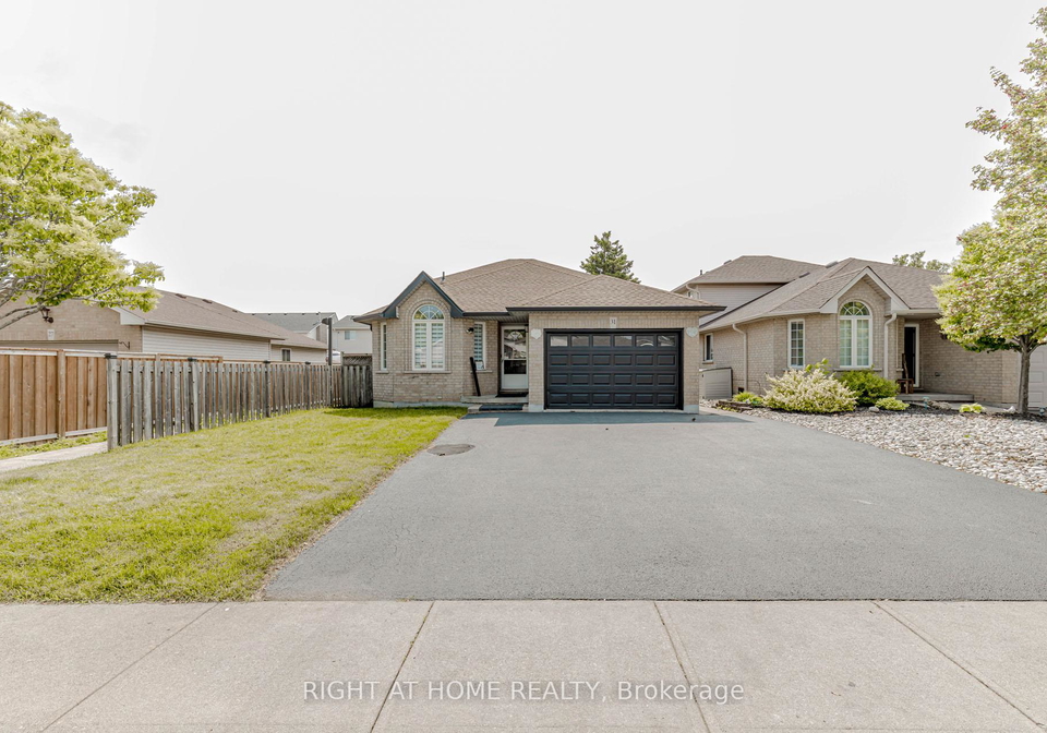31-massena-drive-hamilton-ontario-x12367710