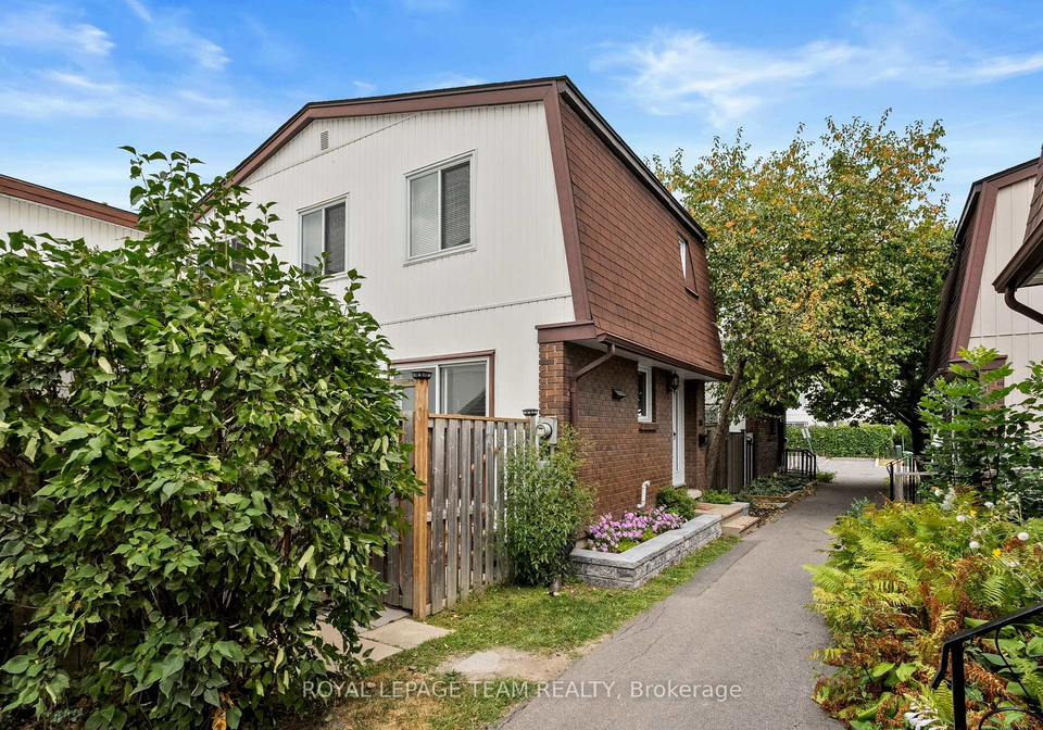 2166-loyola-avenue-ottawa-ontario-x12367943
