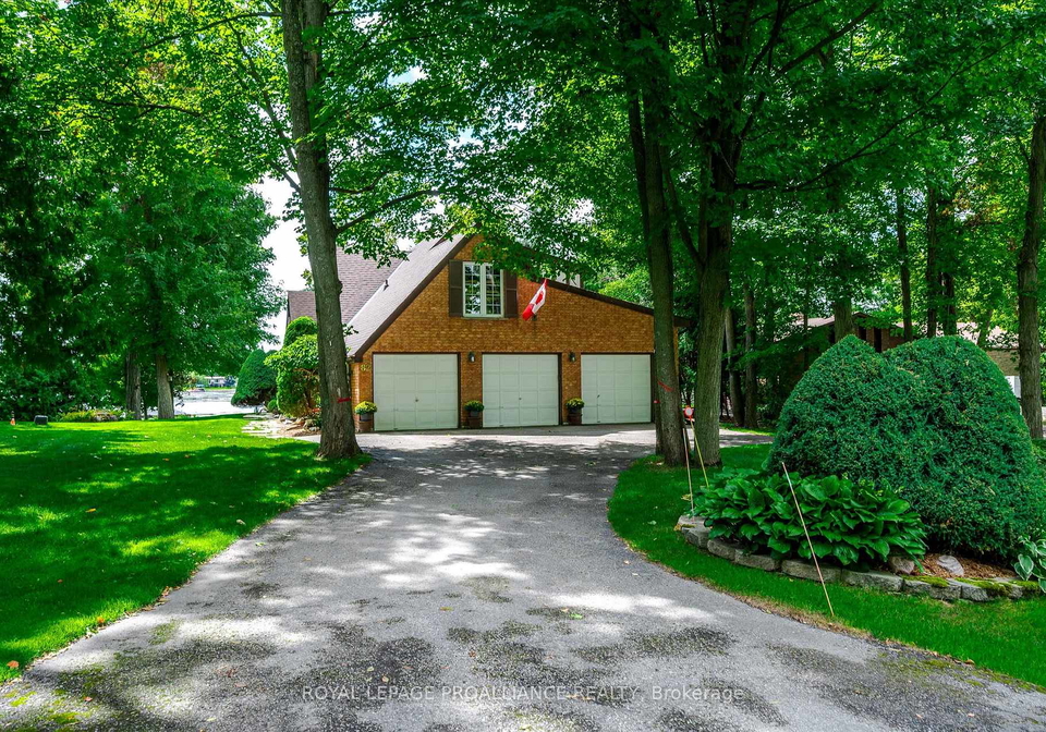 82-cadillac-boulevard-kawartha-lakes-ontario-x12368016