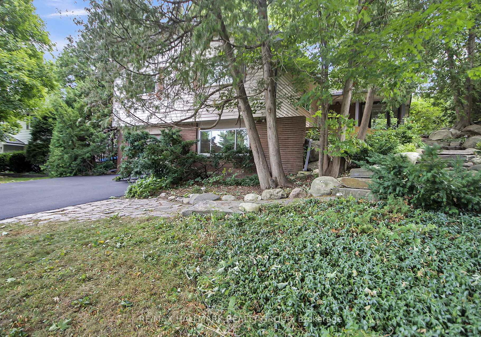 40-foothills-drive-s-ottawa-ontario-x12368039