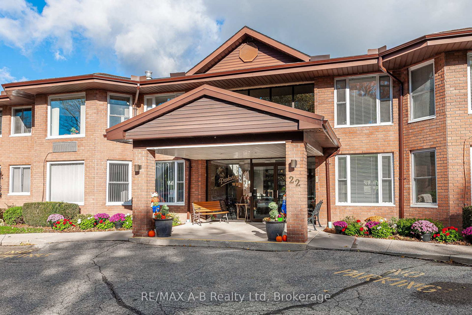 22-st-andrew-street-n-st-marys-ontario-x12368112