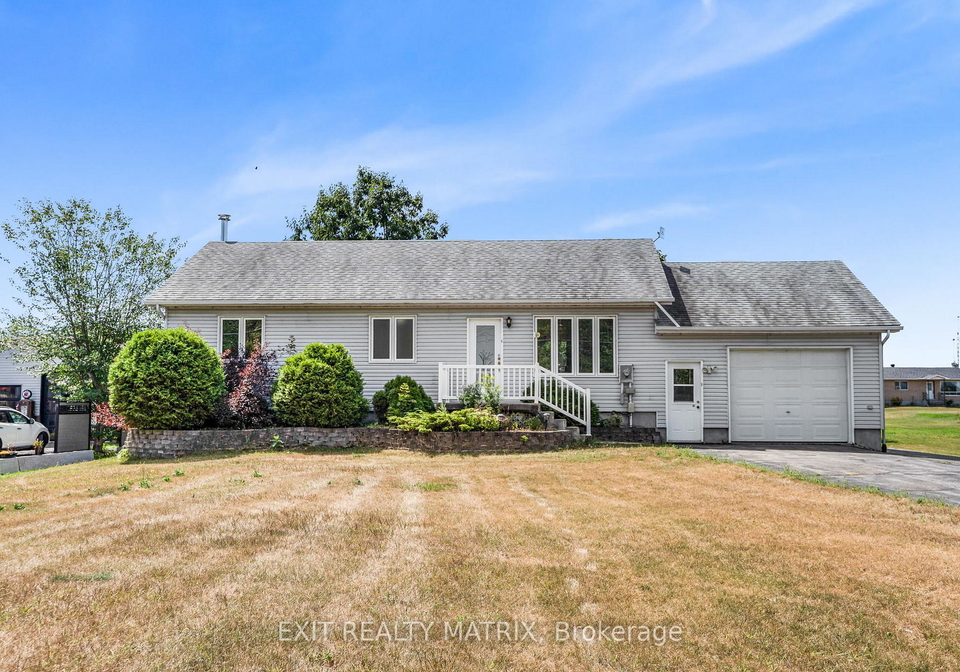 3704-pattee-road-e-champlain-ontario-x12368298