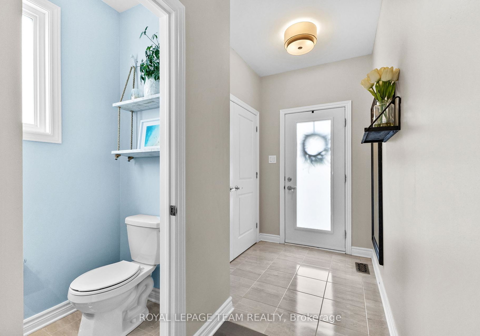 270-munro-street-carleton-place-ontario-x12368484