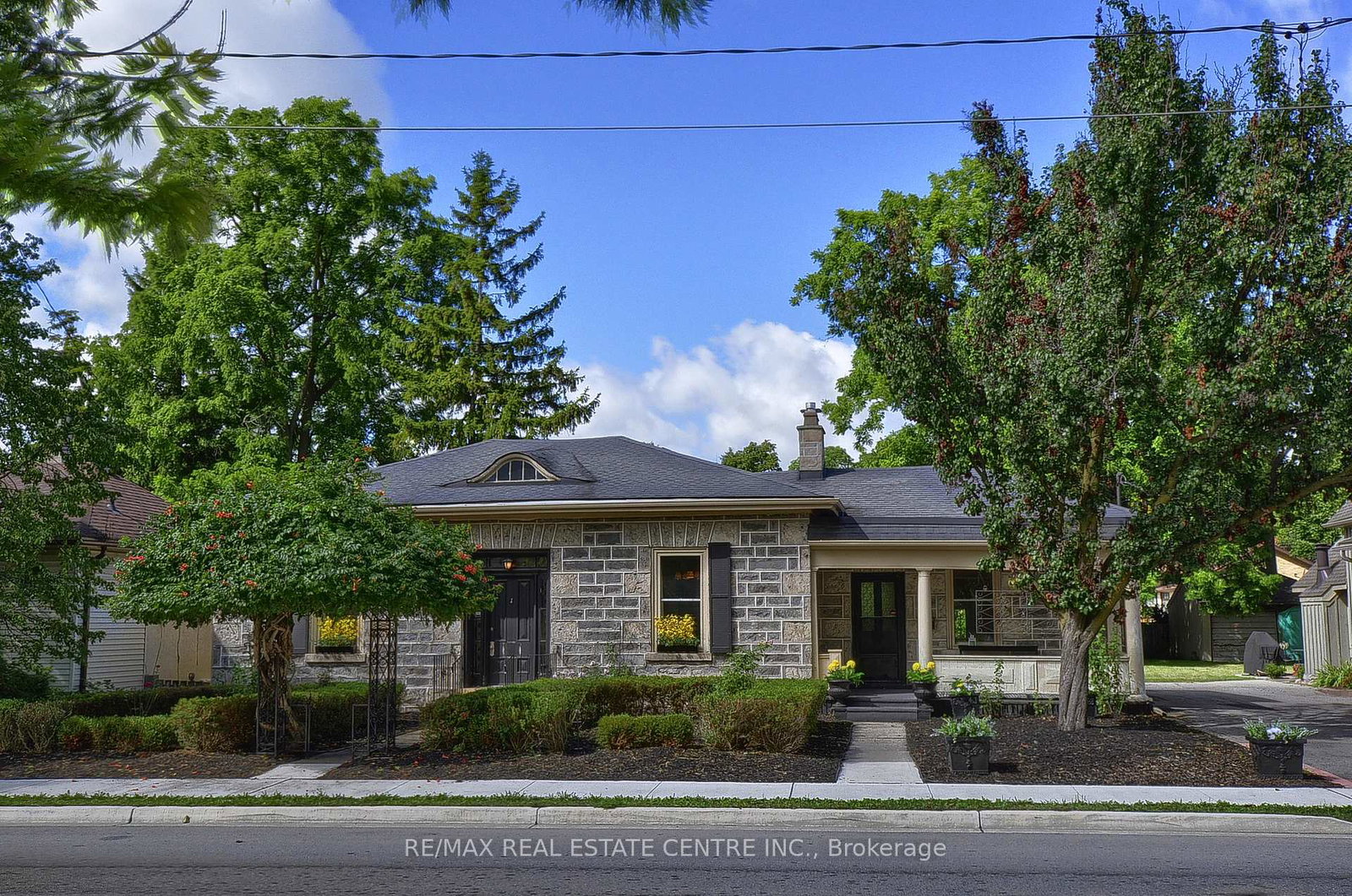 110-grand-avenue-s-cambridge-ontario-x12368650