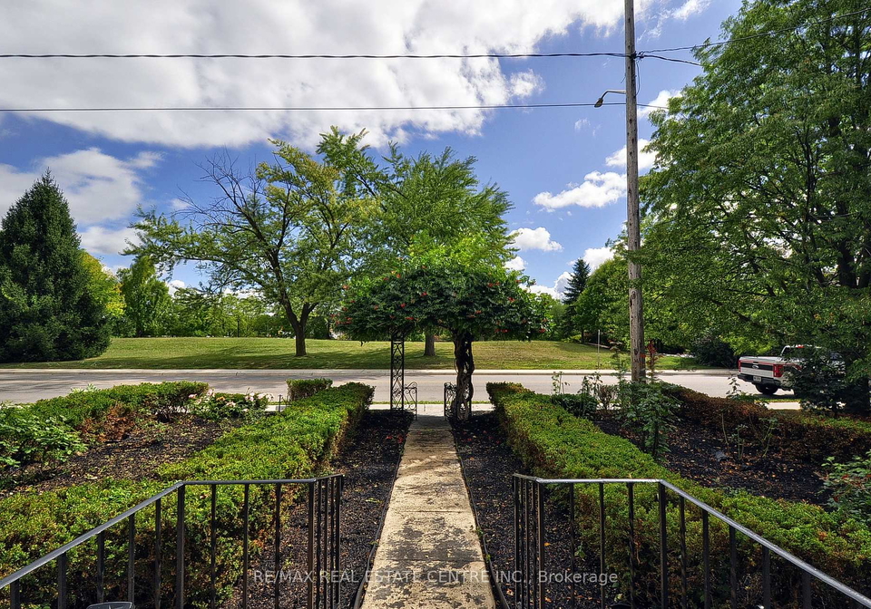 110-grand-avenue-s-cambridge-ontario-x12368650