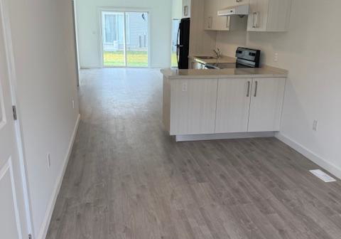 9-waterleaf-trail-welland-ontario-x12368663