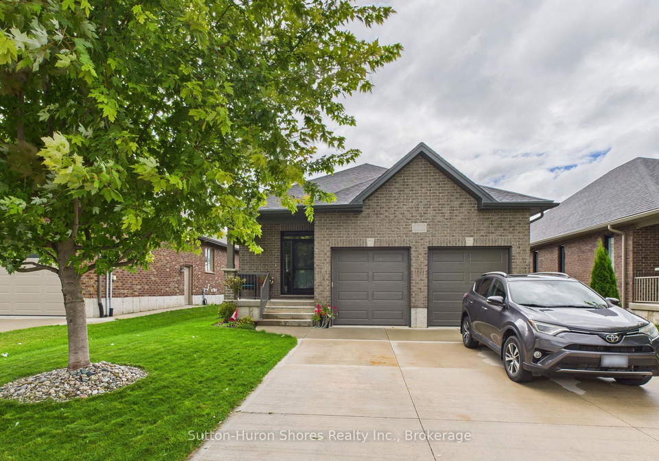 404-devonshire-road-saugeen-shores-ontario-x12368718