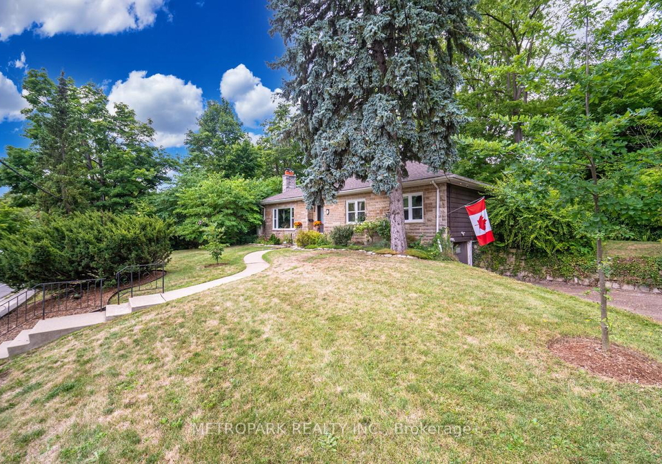 82-creighton-road-hamilton-ontario-x12368733