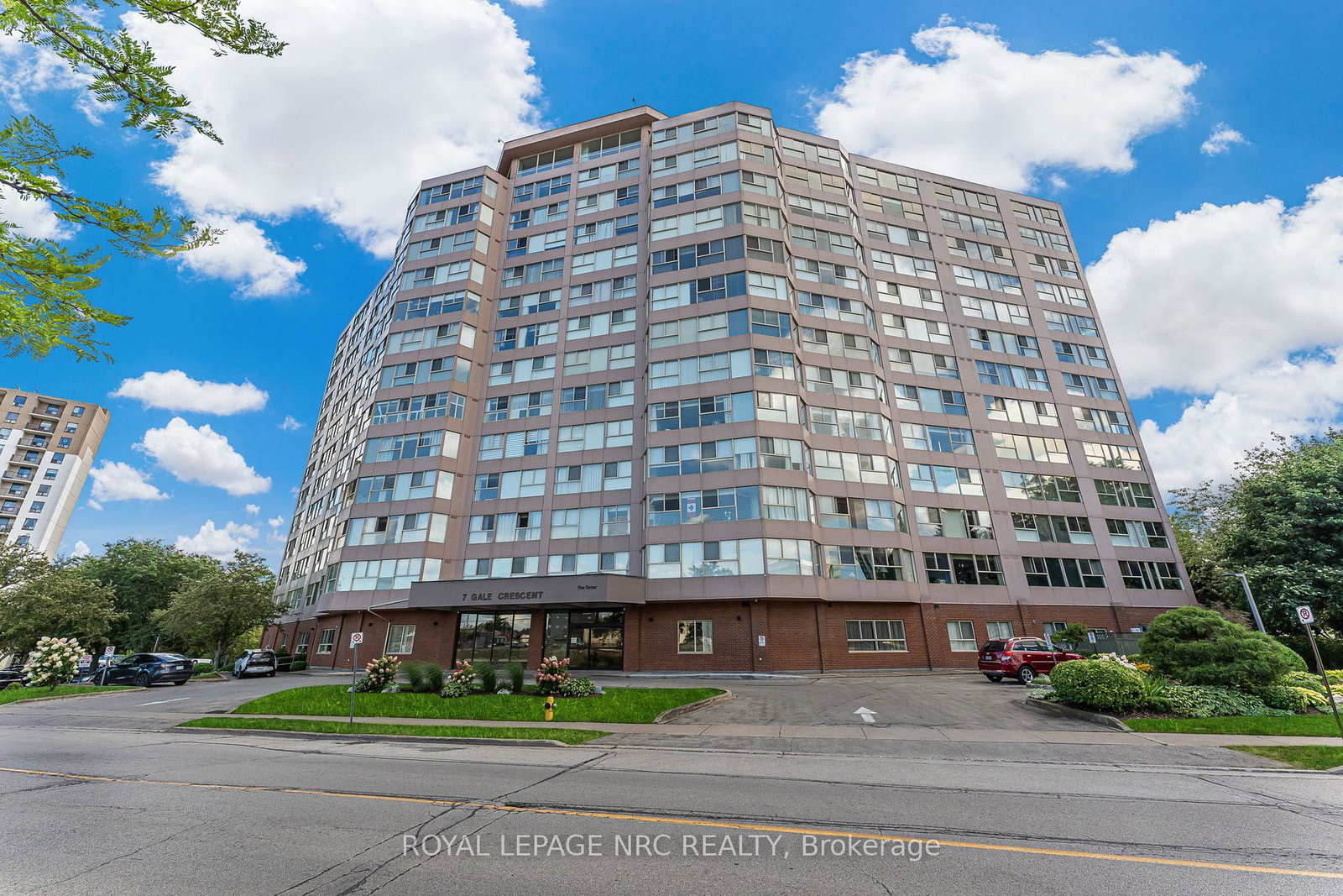 7-gale-crescent-st-catharines-ontario-x12368843