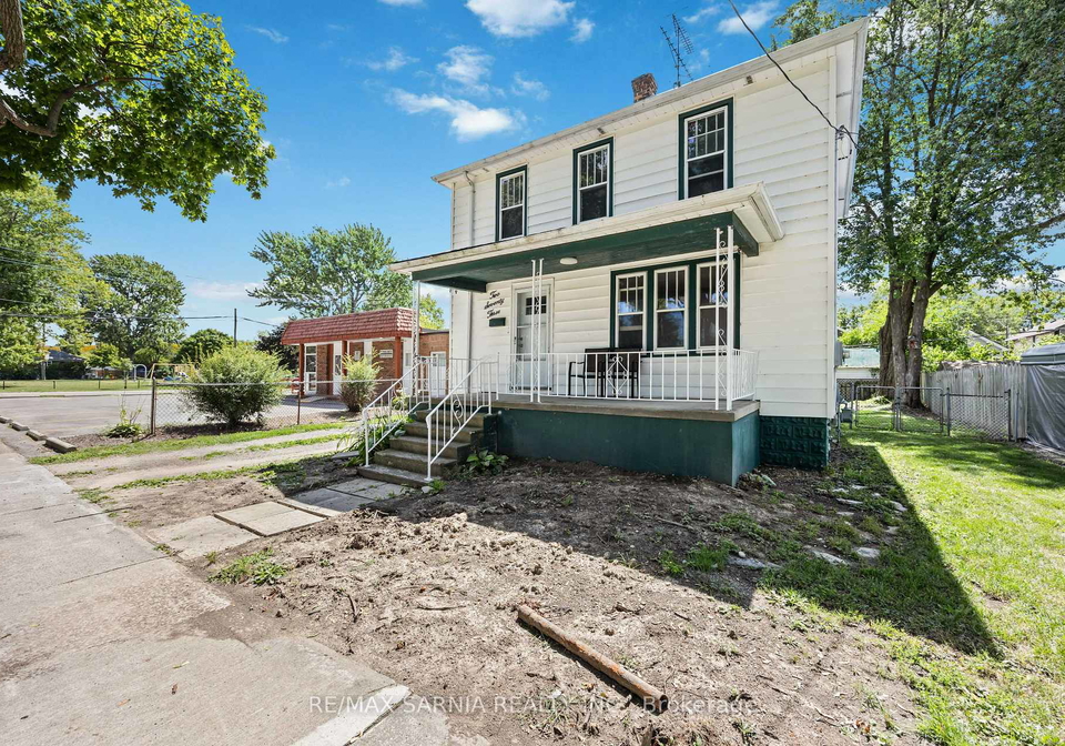 273-bright-street-sarnia-ontario-x12368899