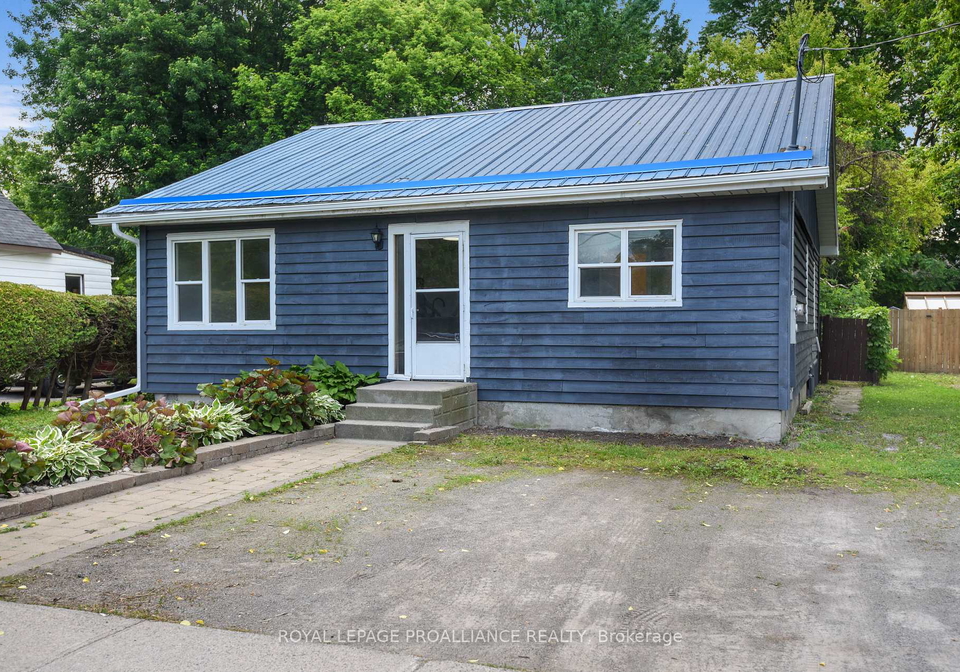 11-broadway-avenue-brockville-ontario-x12368971
