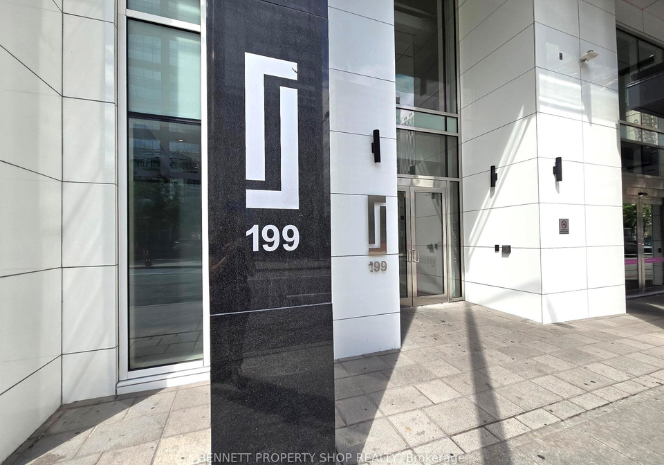 199-slater-street-ottawa-ontario-x12369037