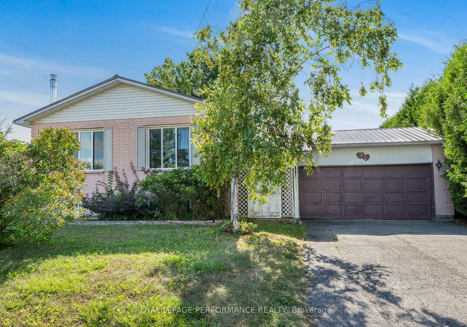 42-chateau-crescent-russell-ontario-x12369179