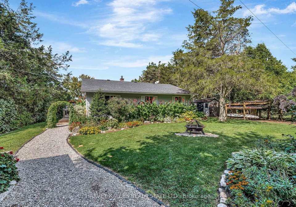 29-back-lane-prince-edward-county-ontario-x12369232