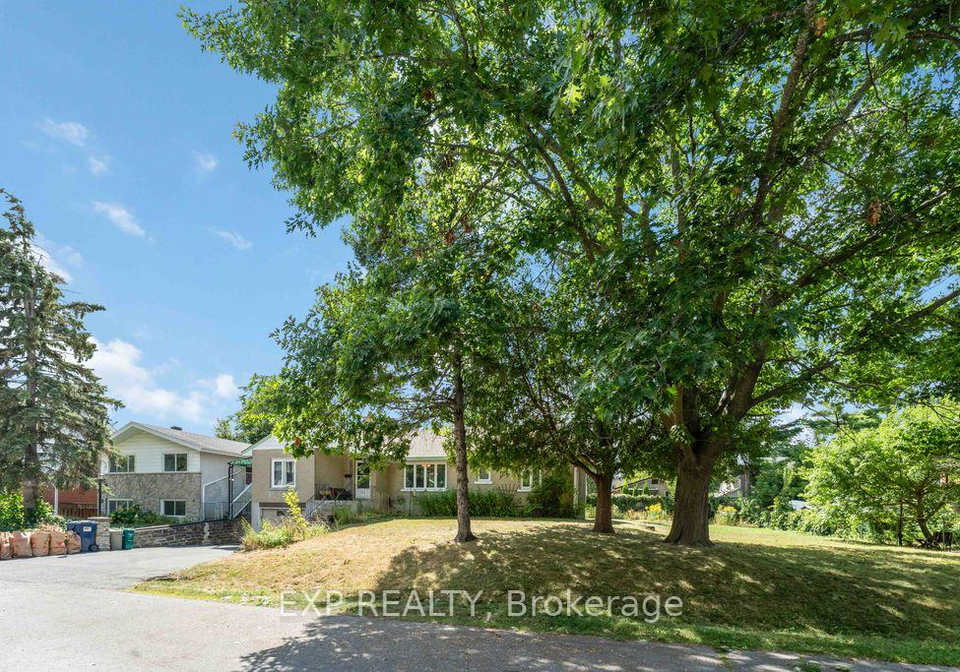 878-ivanhoe-avenue-ottawa-ontario-x12369326