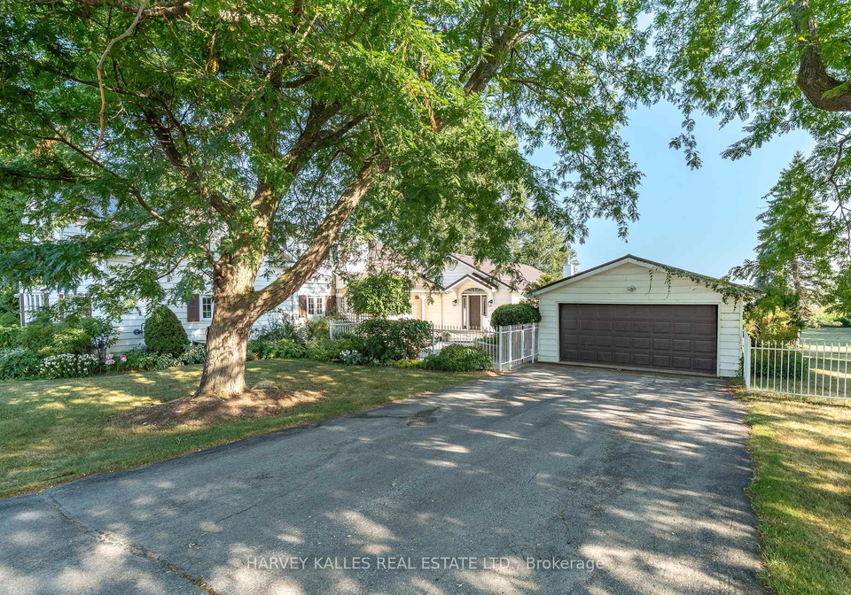 13667-loyalist-parkway-prince-edward-county-ontario-x12369439