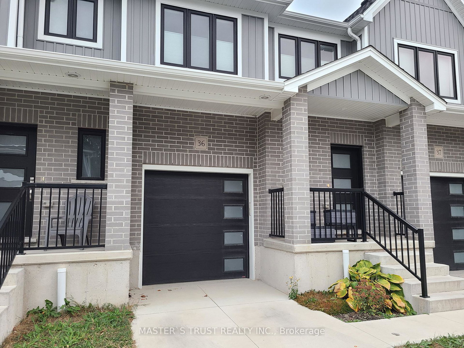 1-miller-drive-lucan-biddulph-ontario-x12369598