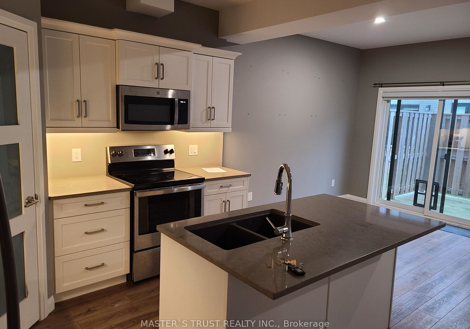 1-miller-drive-lucan-biddulph-ontario-x12369598