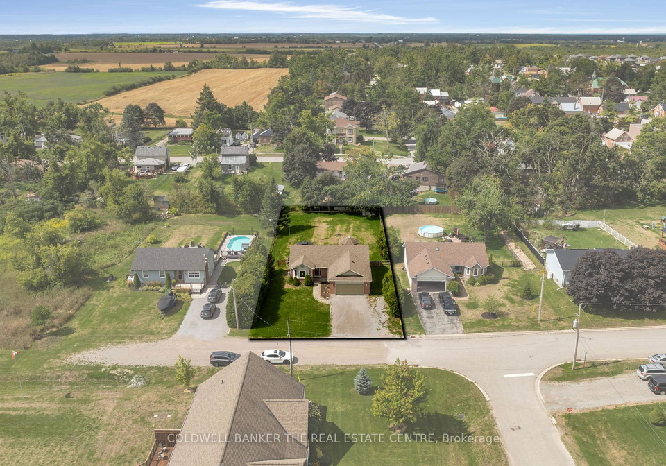 96-elm-street-kawartha-lakes-ontario-x12369698