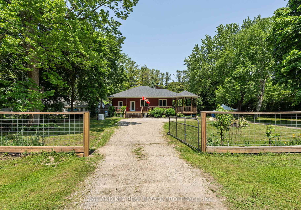 10016-port-franks-road-lambton-shores-ontario-x12369946