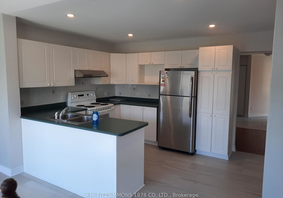 31-burntwood-avenue-ottawa-ontario-x12370036
