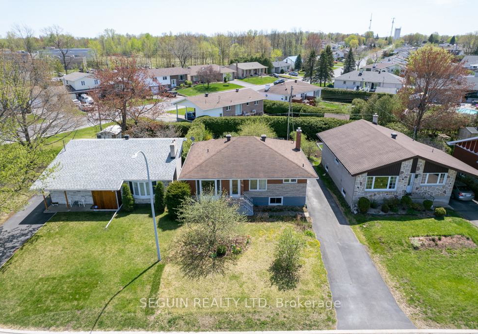 740-cecile-boulevard-hawkesbury-ontario-x12370109