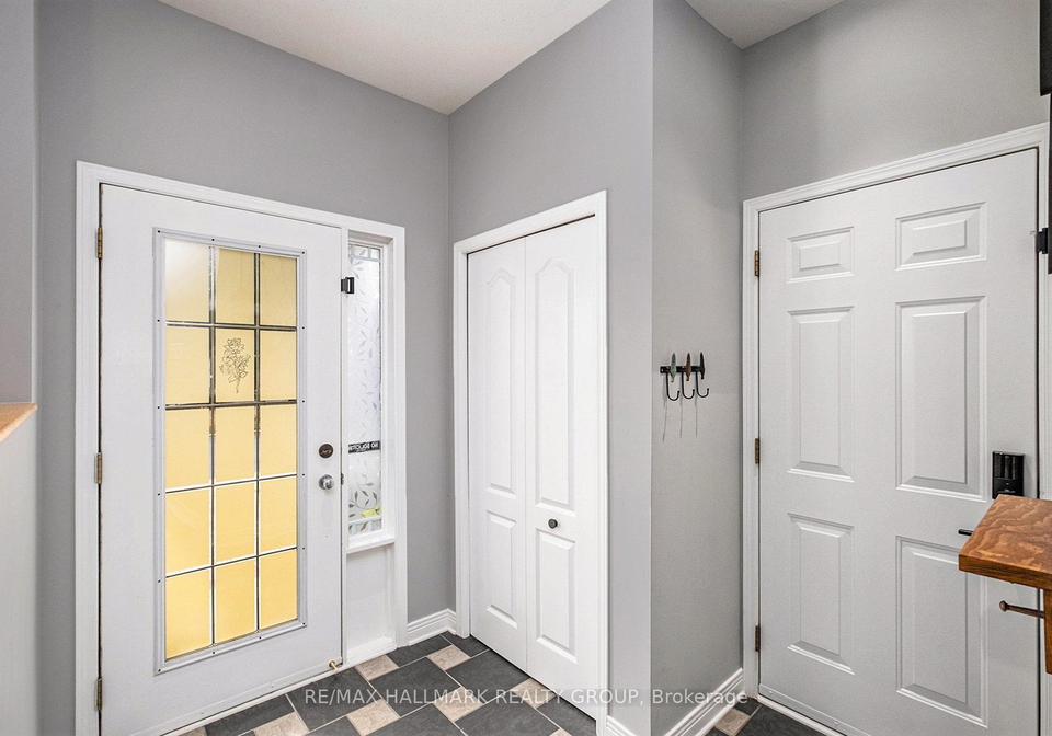 182-willow-creek-circle-ottawa-ontario-x12370132