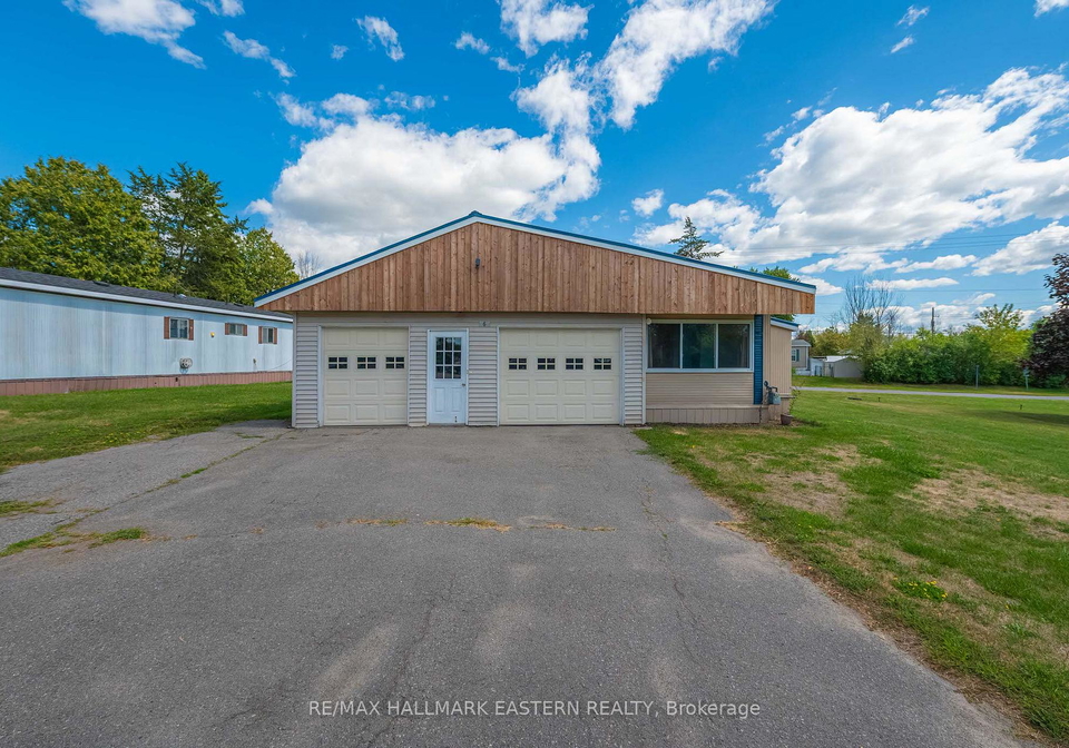6-chapel-boulevard-belleville-ontario-x12370143
