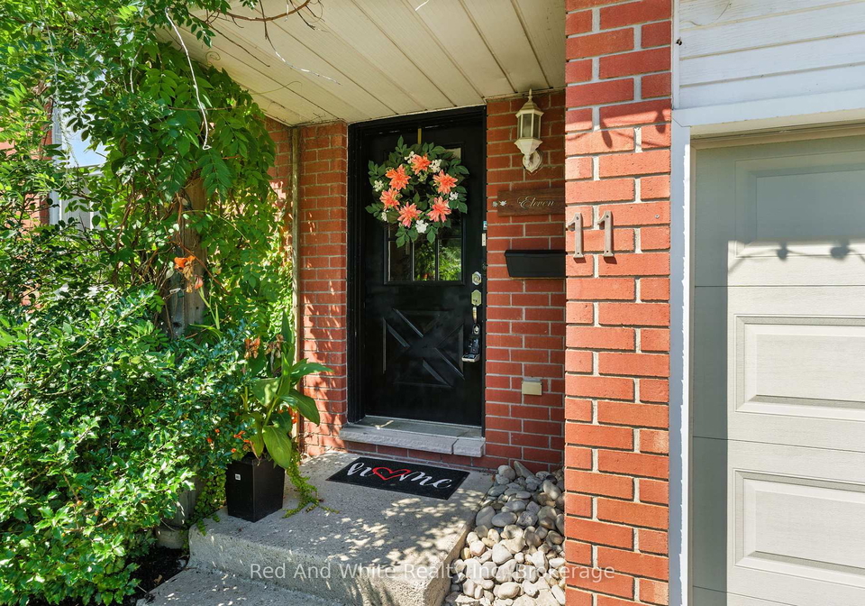 11-hurbert-court-cambridge-ontario-x12370253