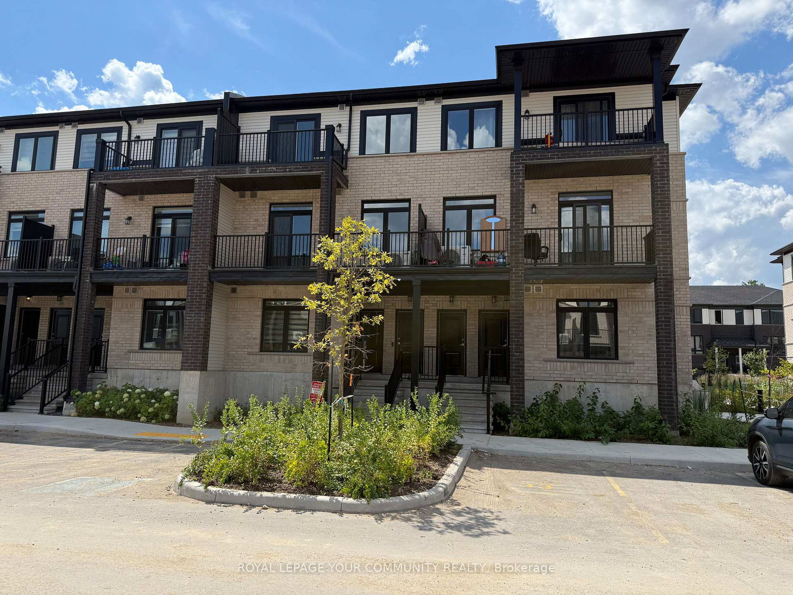 0-thatcher-drive-guelph-ontario-x12370387