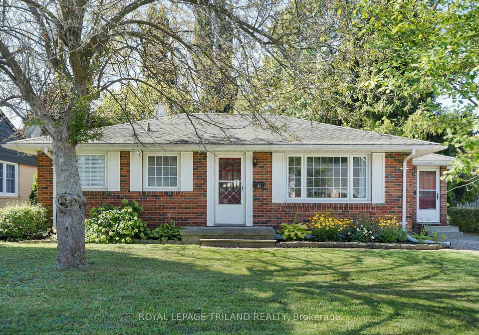 61-churchill-crescent-st-thomas-ontario-x12370446