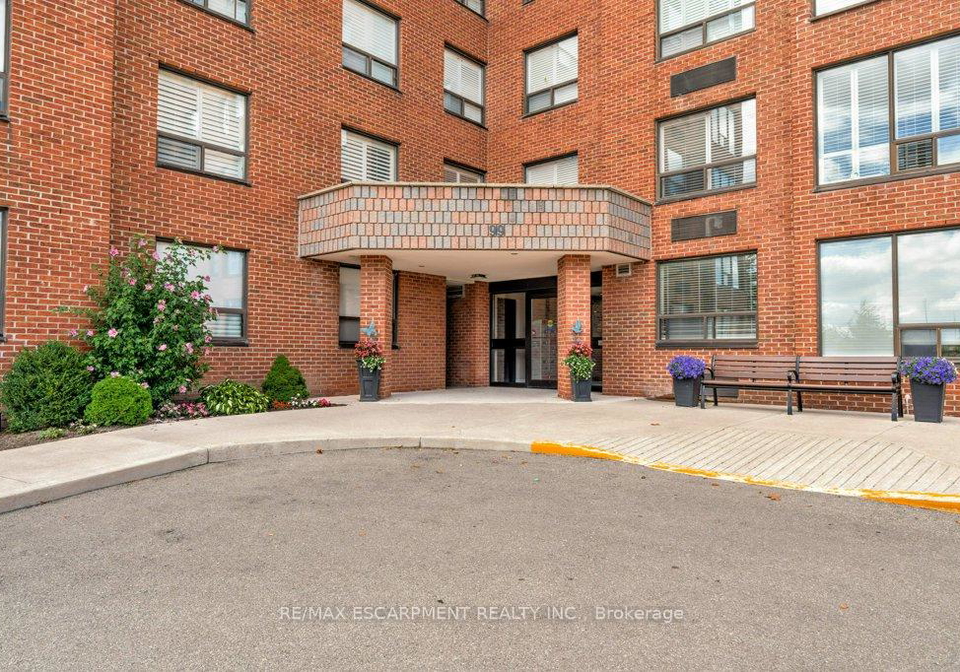 99-donn-avenue-hamilton-ontario-x12370565